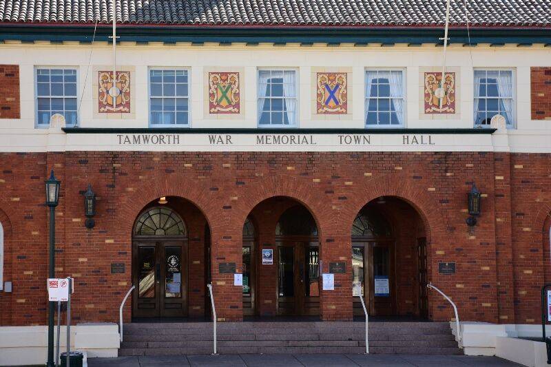 11-July-2021 (Henry Moulds)