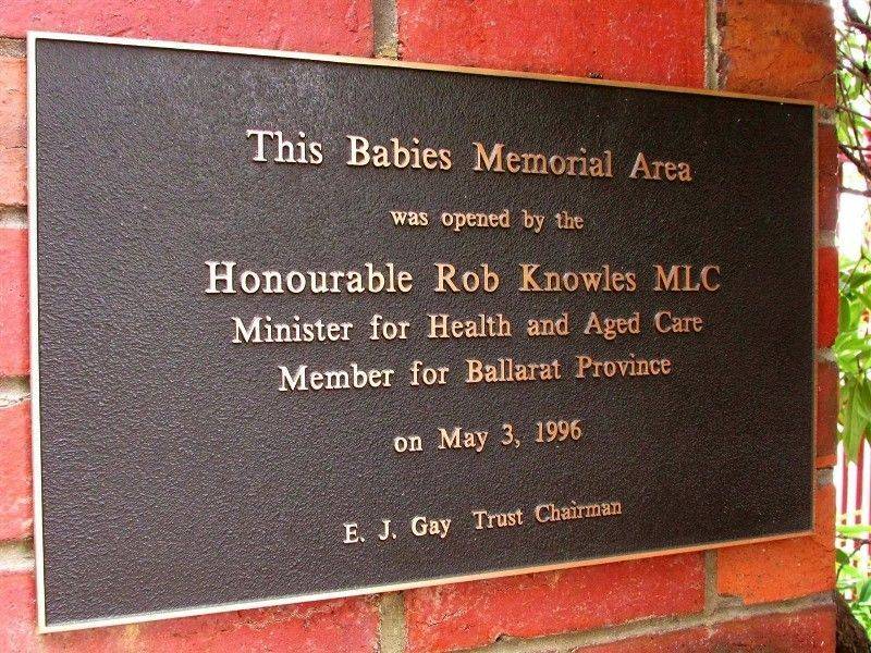 Plaque 2 : 10-December-2014