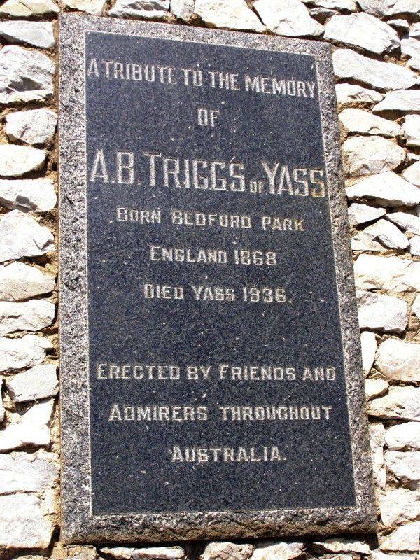 Inscription Plaque : 16-October-2014