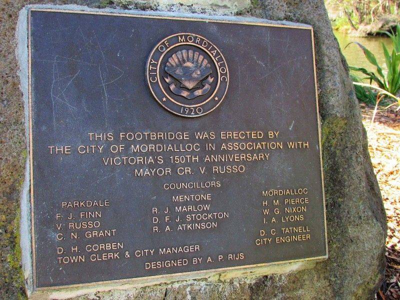 Plaque 2: 20-July- 2015