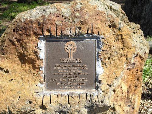 Victoria 150 Plaque Incription : October 2013
