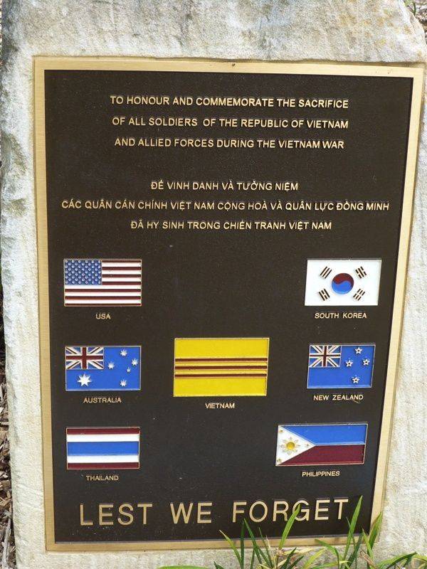 Plaque Inscription : 18-November-2014