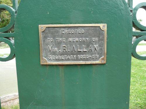 Vin Allan : 07-December-2011