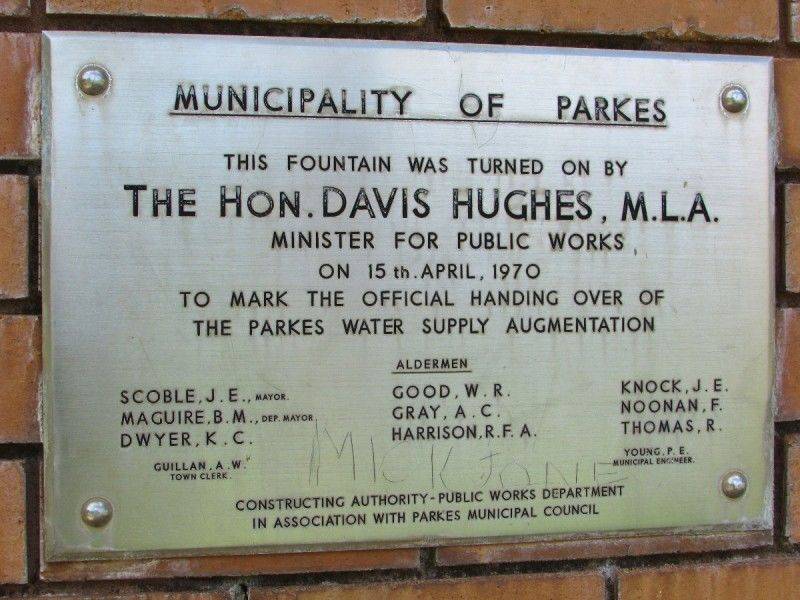 Plaque Inscription:11-January-2016