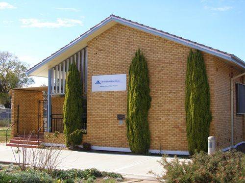 Former Bank Building +Plaque : 14-August-2014