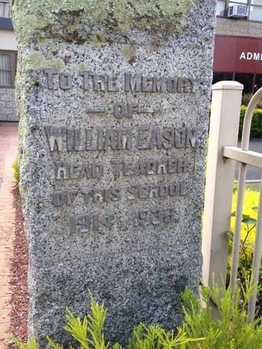 Right Inscription : April 2014