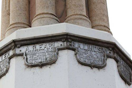 World War One Memorial : 27-April-2011 World War One Memorial : 27-April-2011