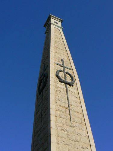 Essendon War Memorial : 28-January-2008 Essendon War Memorial : 28-January-2008