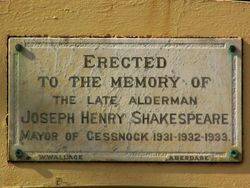 Plaque : 26-May-2015