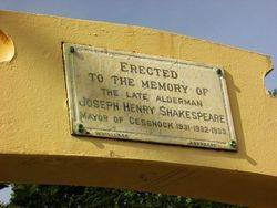 Plaque 2 : 26-May-2015