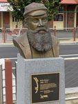 W.G.Grace : 18-04-2014