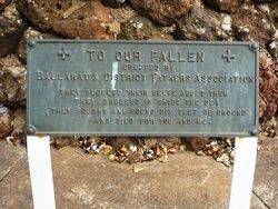 Cairn at Weatherboard : 03-April-2011 (Kent Watson)