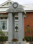 Castlemaine War Memorial : 28-May-2011