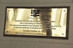 Plaque 2 :