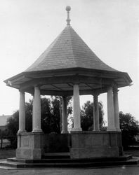 1932 : State Library of South Australia - B-8470