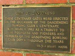 Plaque 1 Closeup: 29-April-2015