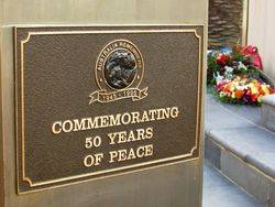 Australia Remembers Plaque : 28-April-2015