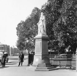 1925 : State Library of South Australia - B-4370