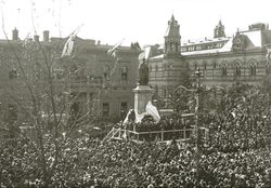 15-July-1920 : Unveiling : State Library of South Australia - B-71518-2