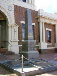 War Memorial 2 : 30-October-2014