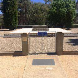 Grave 2: 19-February-2016