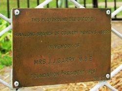 Plaque Inscription: 30-June-2015