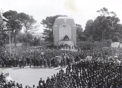 25-April-1931 : Unveiling : State Library of South Australia - B-5909