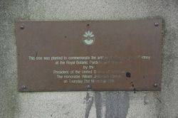 Plaque Inscription: 08-November-2015