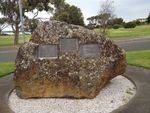 Queenscliff memorial Garden 2 : December 2013