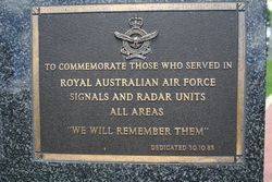 RAAF Signals & Radar Plaque : 16-November-2014